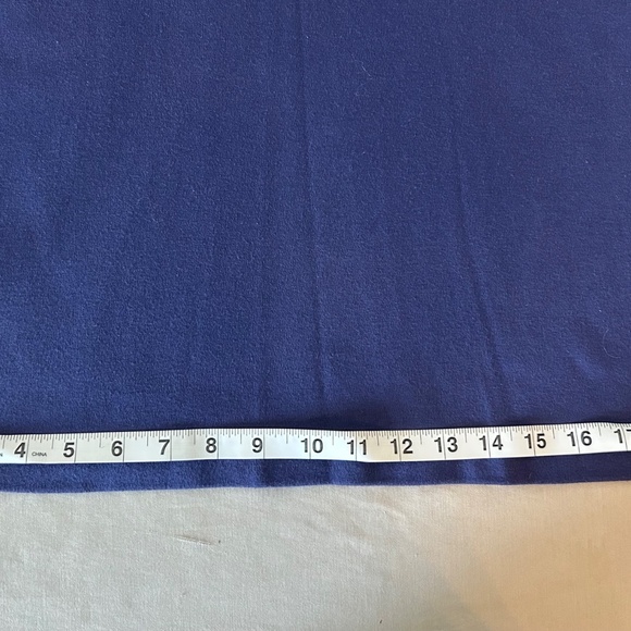 Women’s Ultra Soft Brand Navy Blue 3/4 Length Sleeves w/ Buttons | Size Large - Picture 6 of 10